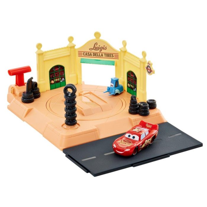 Disney Pixar Cars Pista Radiator Springs della Casa delle Gomme di Luigi  con veicolo Saetta McQueen